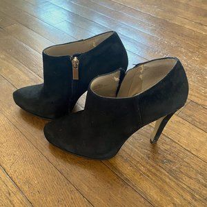 Suede Hidden Platform Stiletto Ankle Boots -- US Size 6 Black
